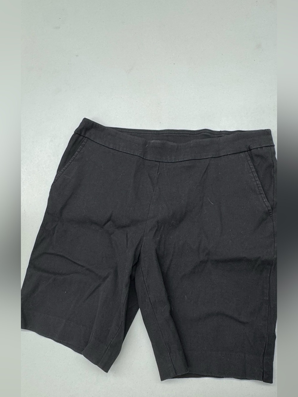 Time and Tru Black Pull-On Bermuda Shorts